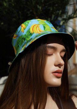 Панама женская двухсторонняя Бананы One size голубая 82681381 фото