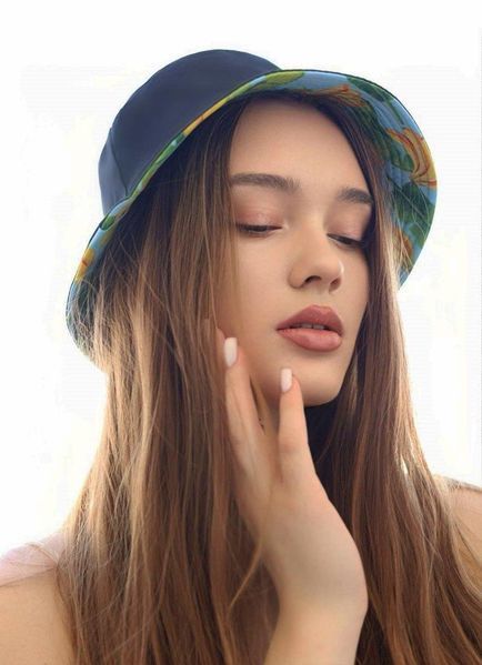 Панама женская двухсторонняя Бананы One size голубая 82681381 фото