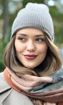 Шапка женская No Brand Style бини зимняя светло-серая 238 фото